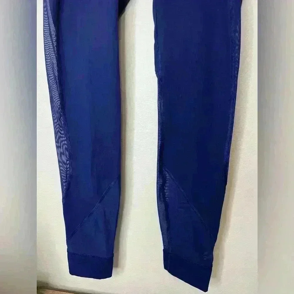 Lululemon Hot Like Agni Pant size 6